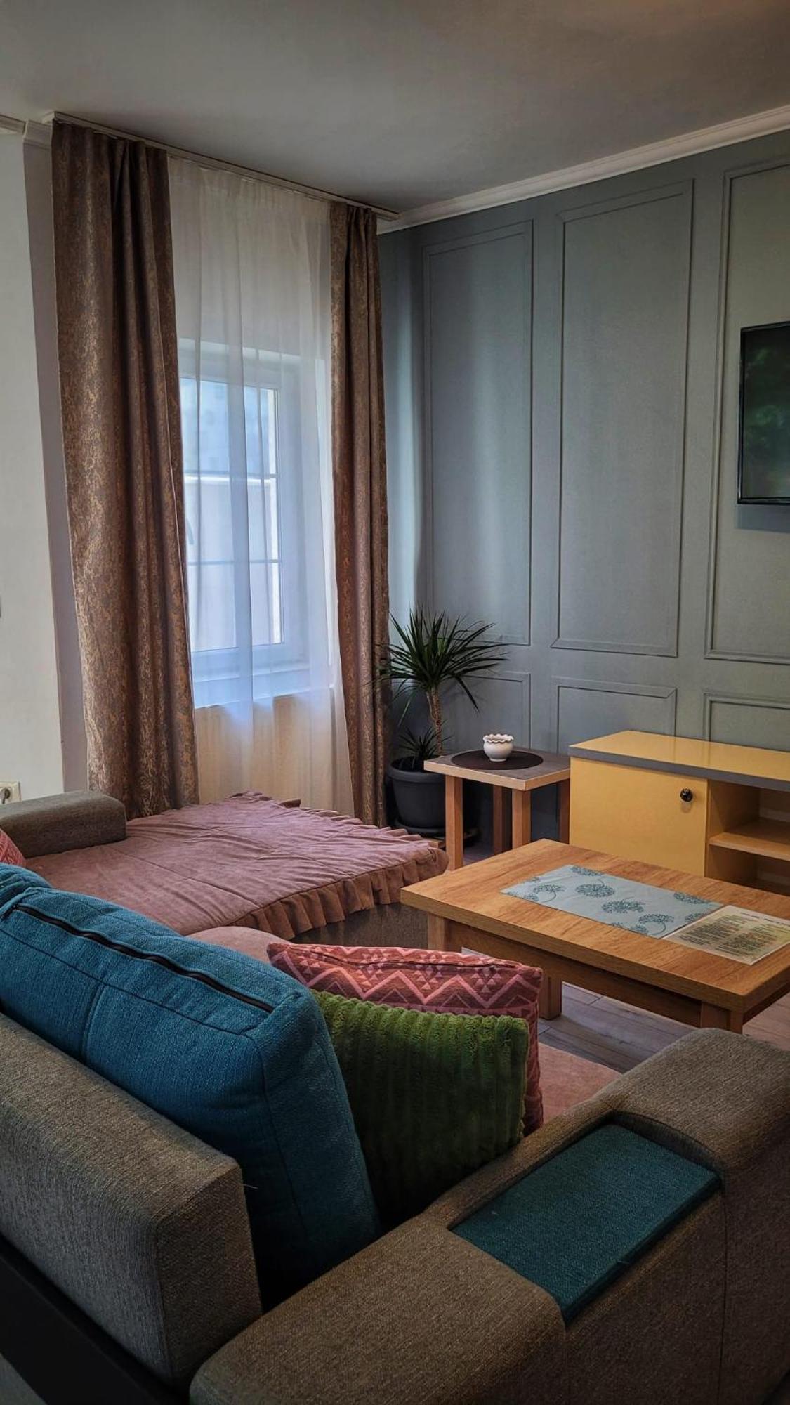 Casa Alba 호텔 Năvodari 외부 사진