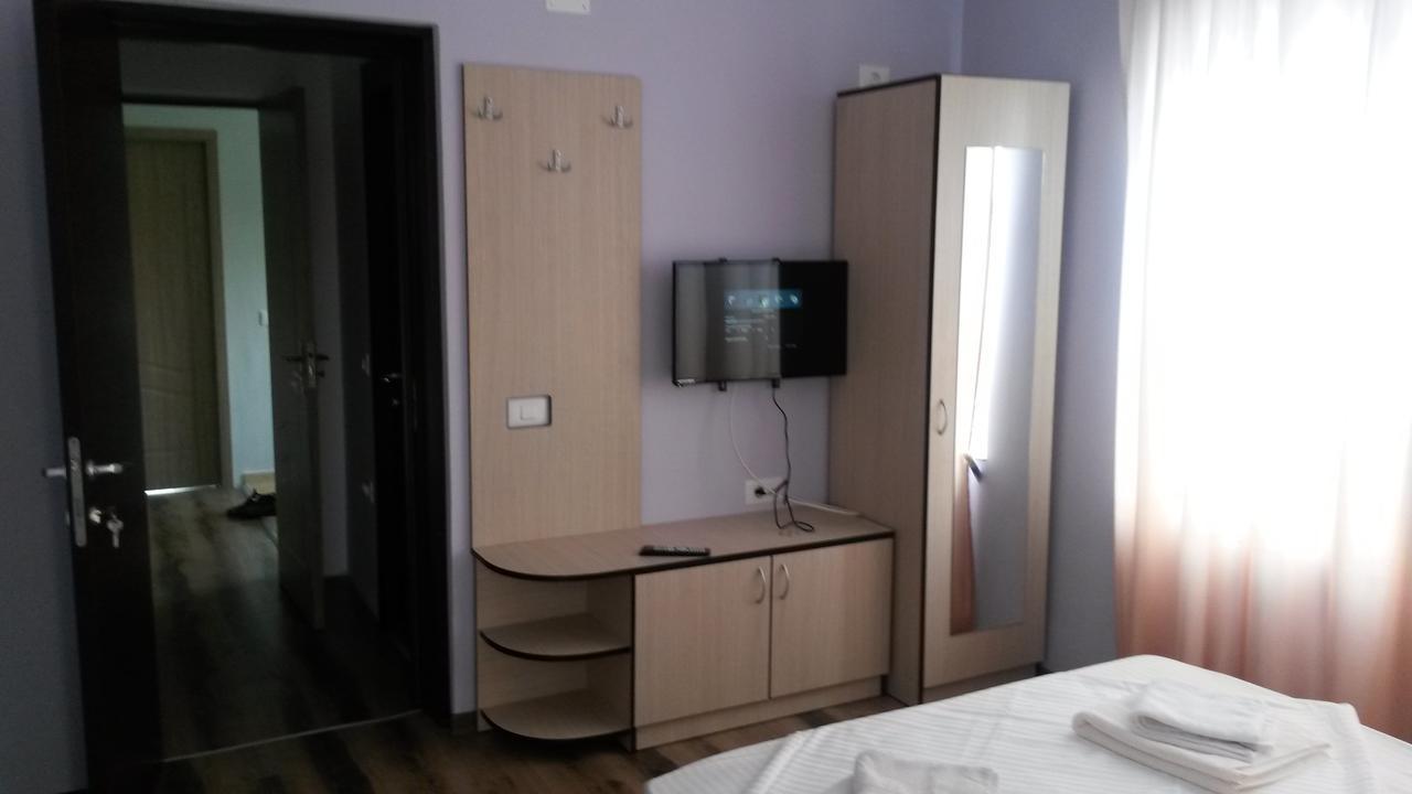 Casa Alba 호텔 Năvodari 외부 사진
